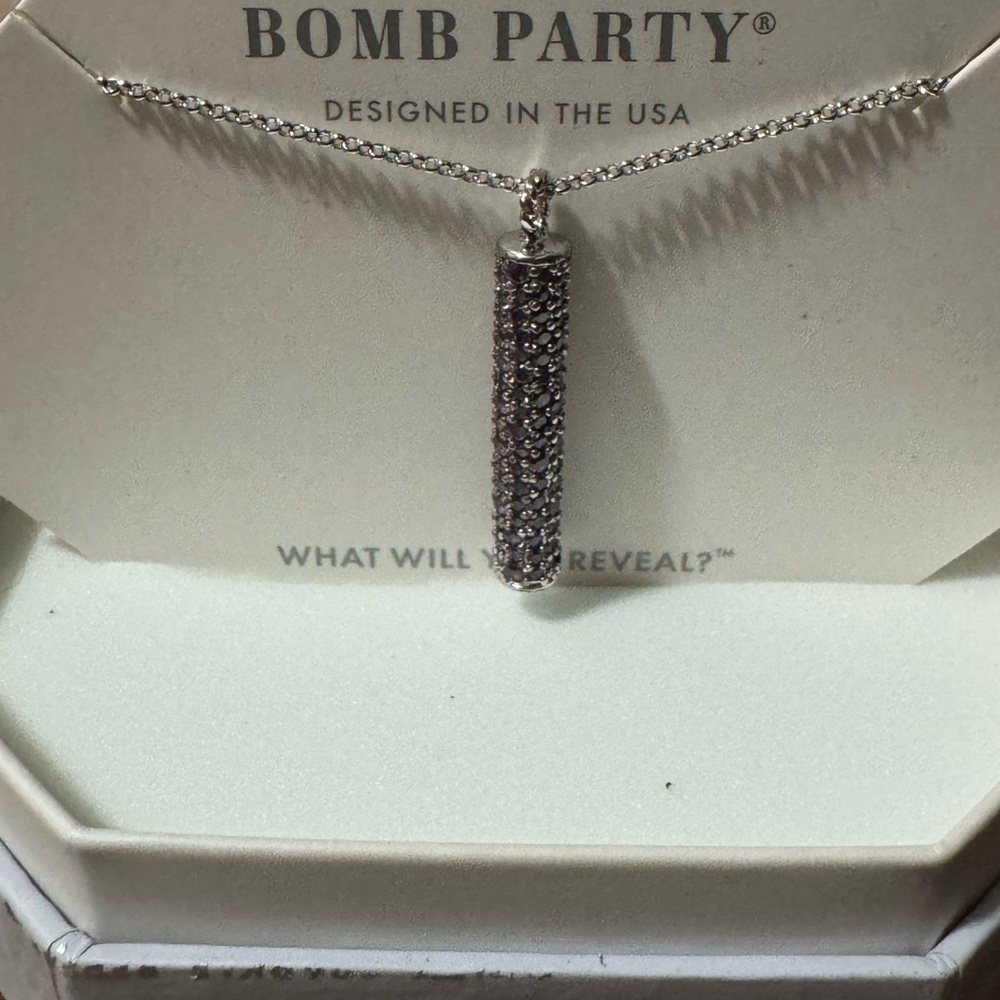 The Teshia Necklace